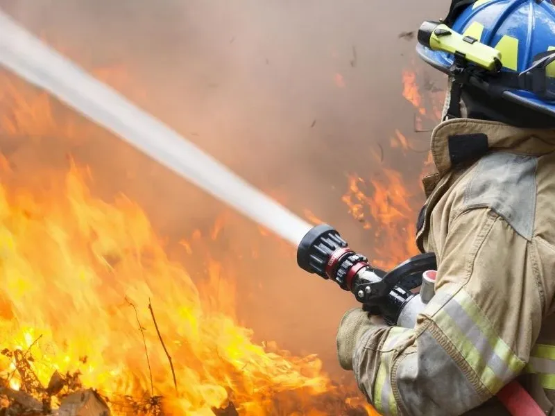 The function of a fire hose nozzle