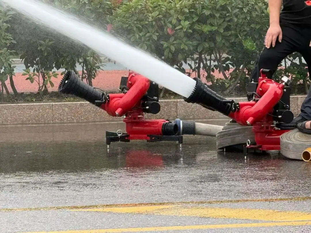 Portable fire ground monitor with folding support legs